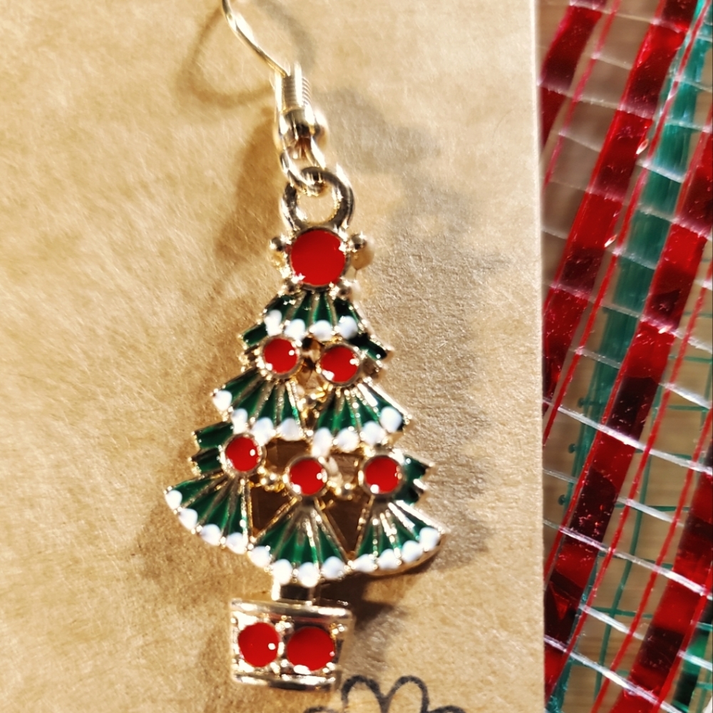 Beautifully decorated Christmas tree earrings in green, red and gold.